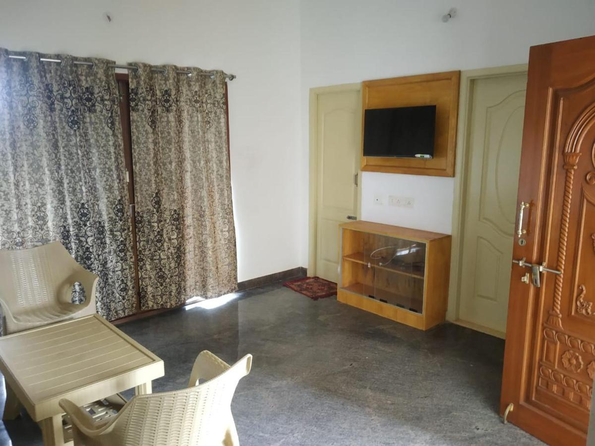 ييلاجيري Thirumala Inn المظهر الخارجي الصورة