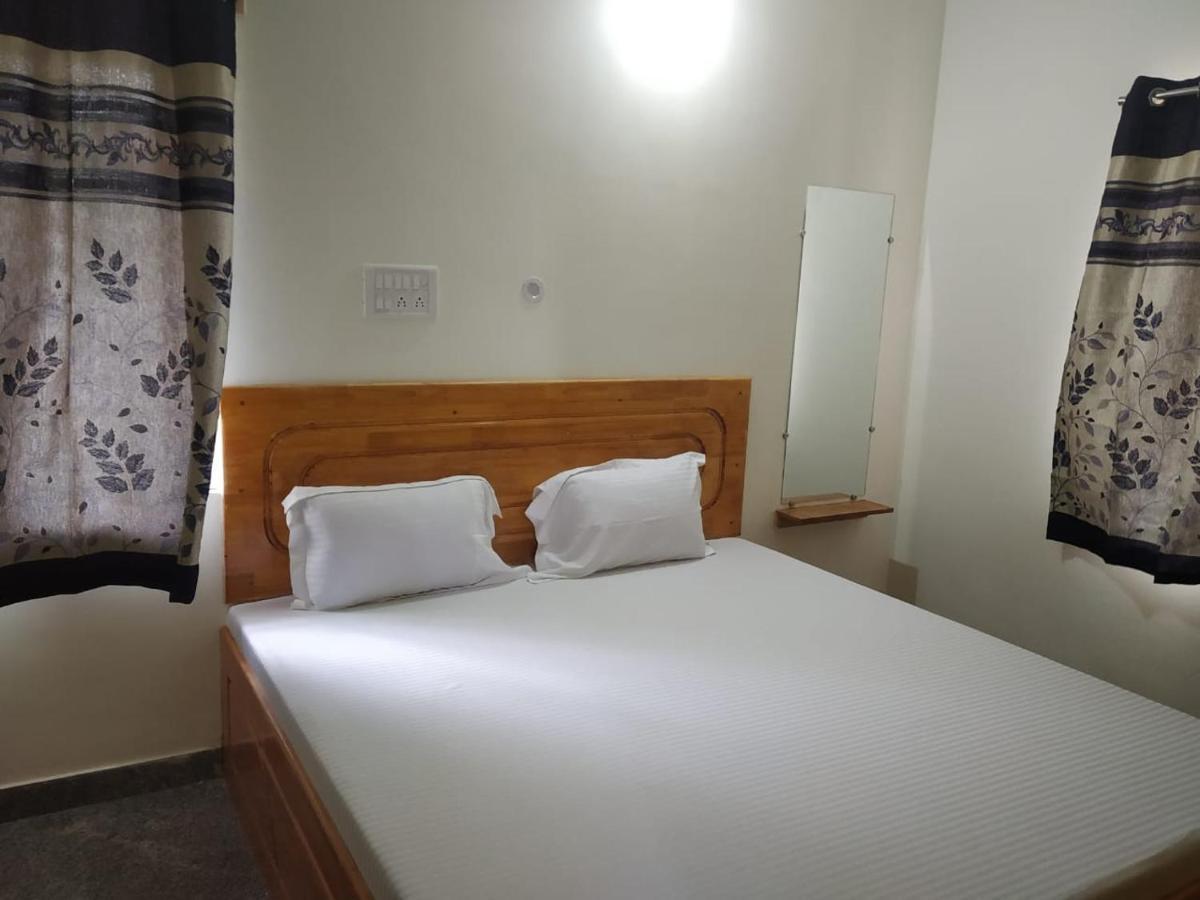 ييلاجيري Thirumala Inn المظهر الخارجي الصورة